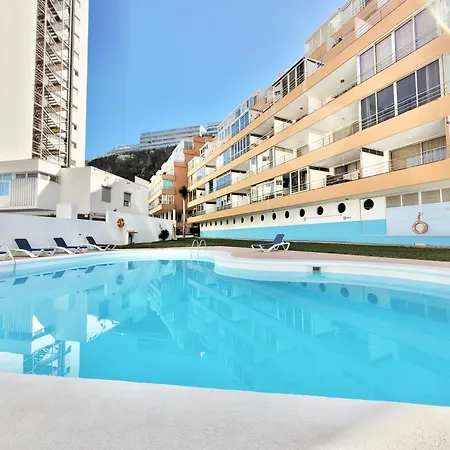 La Roca Apartment